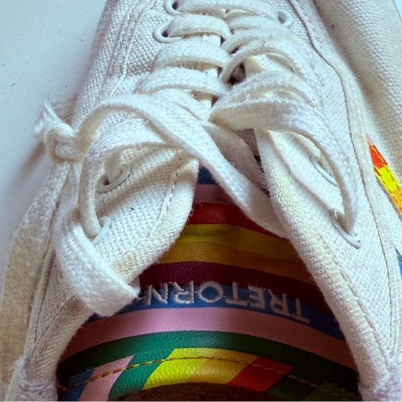 Tretorn Nylite Canvas Limited Edition Rainbow PRIDE Sneakers - Picture 7 of 8